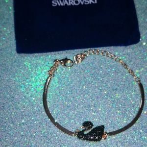 Swarovski Jewelry - BRACELET.Swarovski. New ! 8"sz .Pink Gold. Swarovski Jewelry - BRACELET.Swarovski. New ! 8"sz .Pink Gold.